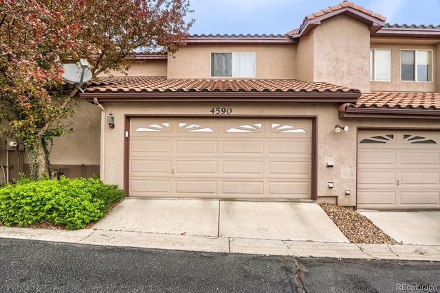 4590 S Auckland Court, Aurora, CO 80015