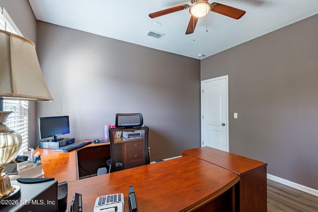 1252 LUFFNESS Drive, Jacksonville, FL 32221