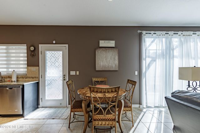 1252 LUFFNESS Drive, Jacksonville, FL 32221