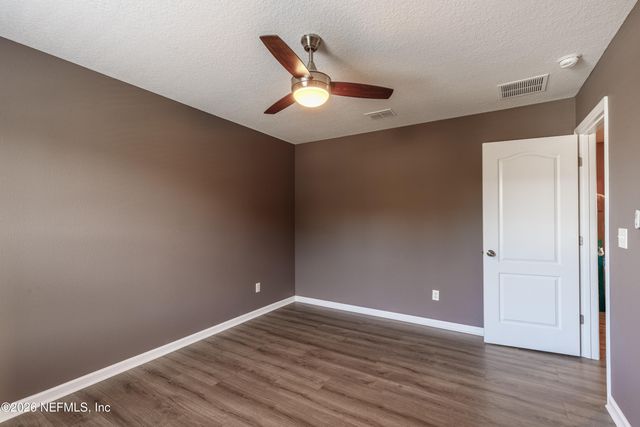 1252 LUFFNESS Drive, Jacksonville, FL 32221