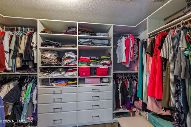 1252 LUFFNESS Drive, Jacksonville, FL 32221