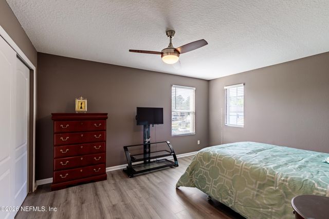 1252 LUFFNESS Drive, Jacksonville, FL 32221