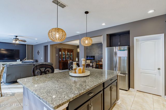 1252 LUFFNESS Drive, Jacksonville, FL 32221