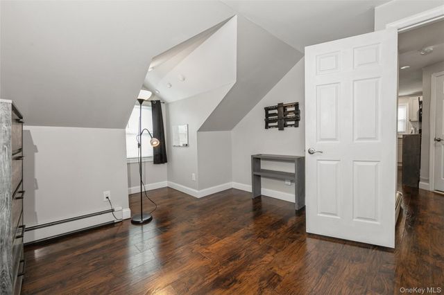 39 Bay Shore Avenue, Bay Shore, NY 11706