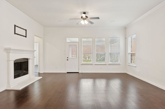 7337 Howling Coyote Lane, Fort Worth, TX 76131