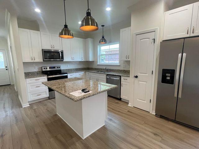 1578 Hickory Street, Niceville, FL 32578