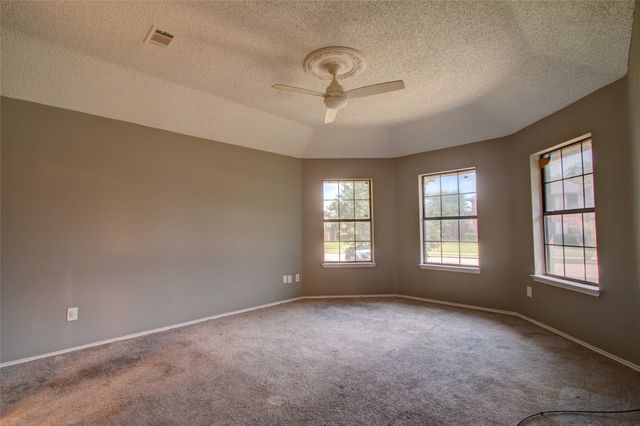 1109 Harvest Hill Lane, Lancaster, TX 75146