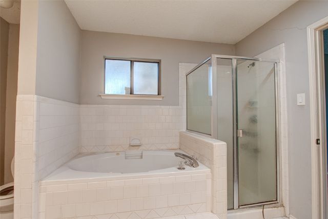 1109 Harvest Hill Lane, Lancaster, TX 75146