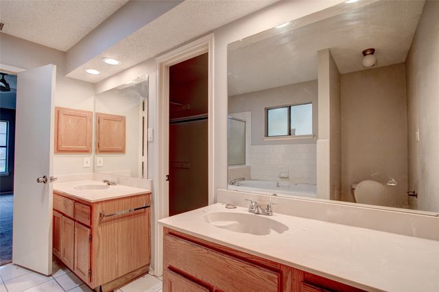 1109 Harvest Hill Lane, Lancaster, TX 75146