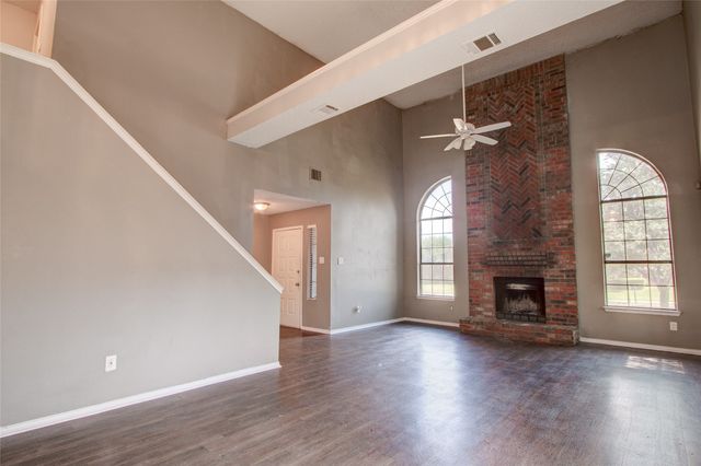 1109 Harvest Hill Lane, Lancaster, TX 75146