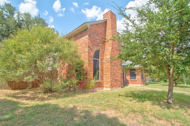 1109 Harvest Hill Lane, Lancaster, TX 75146