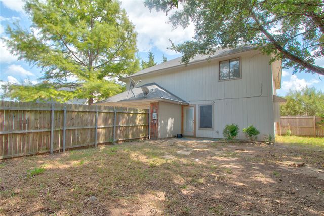 1109 Harvest Hill Lane, Lancaster, TX 75146