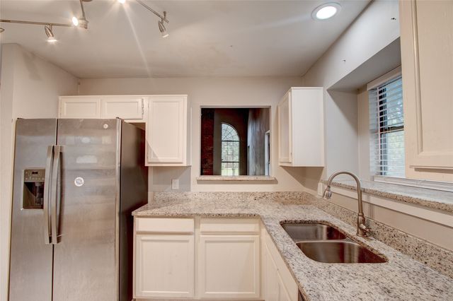 1109 Harvest Hill Lane, Lancaster, TX 75146