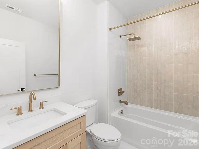 4339 Castlewood Road, Charlotte, NC 28209