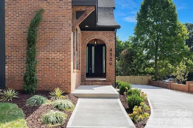 4339 Castlewood Road, Charlotte, NC 28209