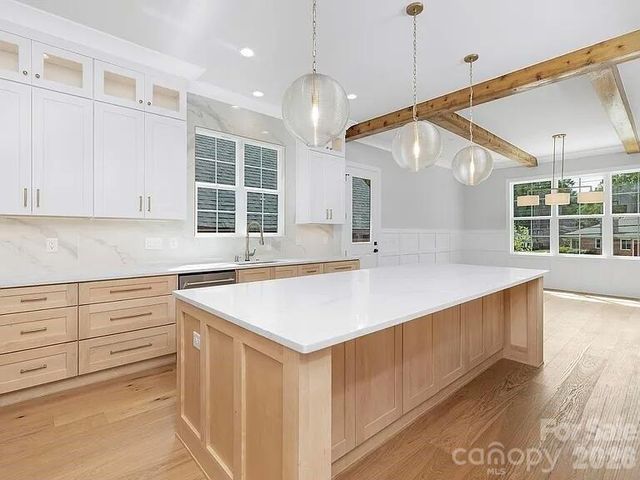 4339 Castlewood Road, Charlotte, NC 28209