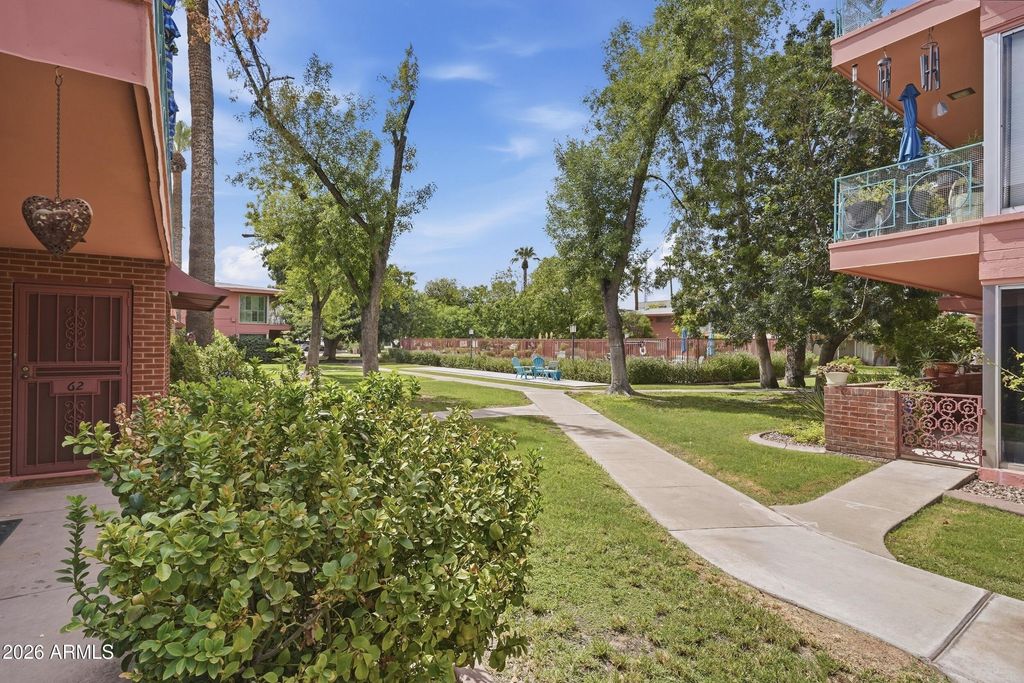 170 E CORONADO Road 62, Phoenix, AZ 85004 — photo 5