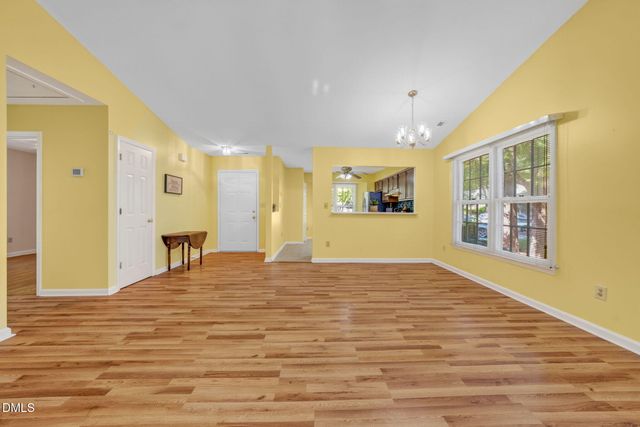 132 Lake Hollow Circle, Cary, NC 27513