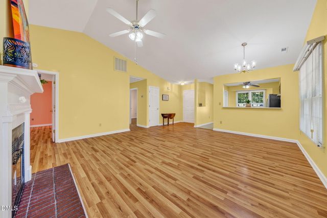 132 Lake Hollow Circle, Cary, NC 27513