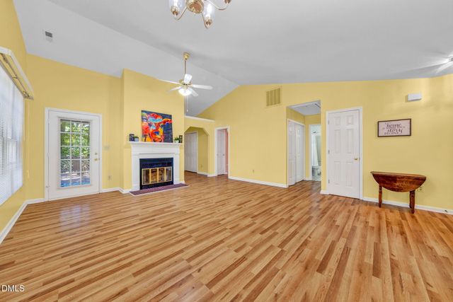 132 Lake Hollow Circle, Cary, NC 27513