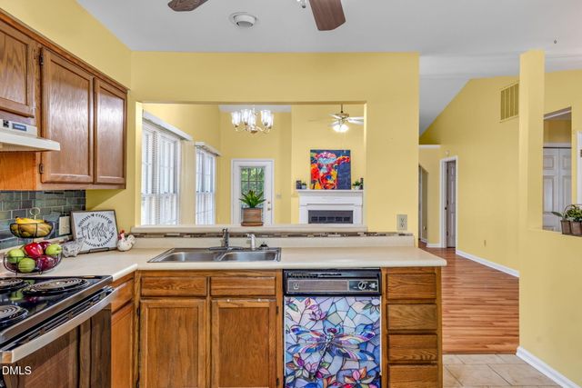 132 Lake Hollow Circle, Cary, NC 27513