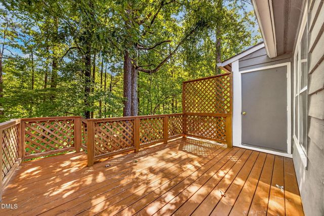 132 Lake Hollow Circle, Cary, NC 27513
