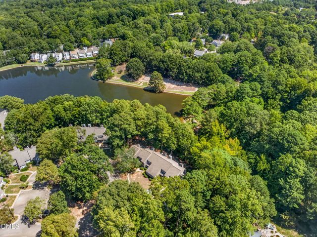 132 Lake Hollow Circle, Cary, NC 27513