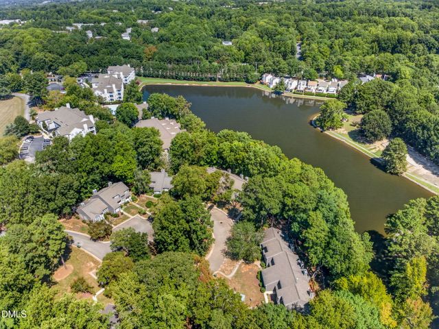 132 Lake Hollow Circle, Cary, NC 27513