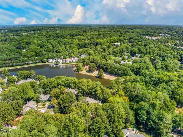 132 Lake Hollow Circle, Cary, NC 27513