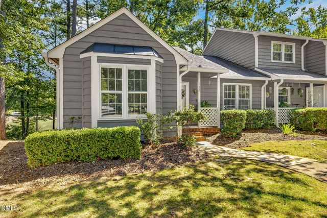132 Lake Hollow Circle, Cary, NC 27513