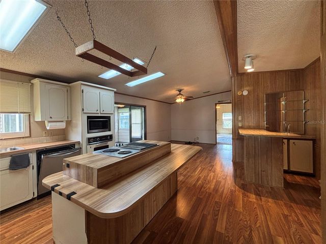 2541 AMYRIS COURT 611, Zellwood, FL 32798
