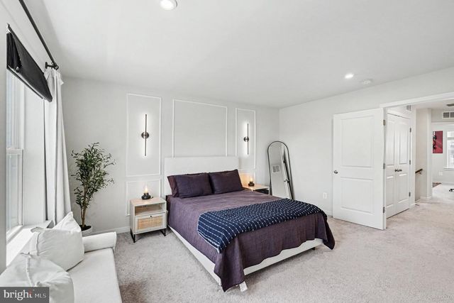 427 SNOWBERRY LN, Fredericksburg, VA 22405