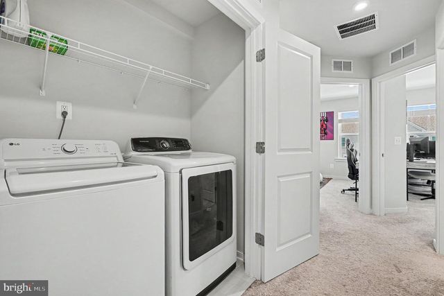 427 SNOWBERRY LN, Fredericksburg, VA 22405