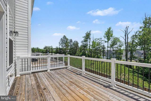 427 SNOWBERRY LN, Fredericksburg, VA 22405
