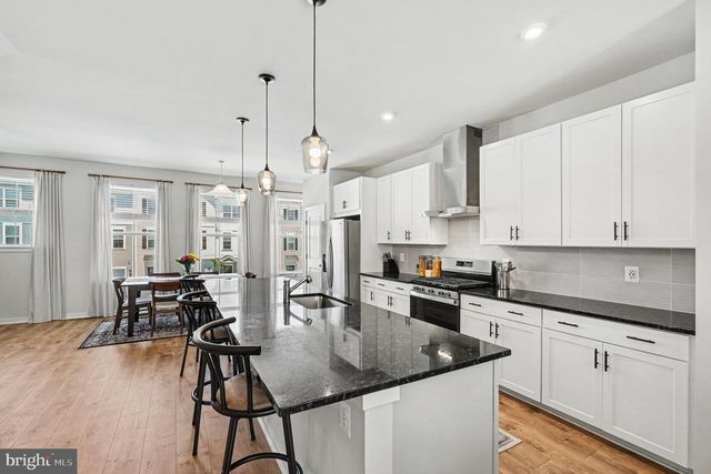 427 SNOWBERRY LN, Fredericksburg, VA 22405