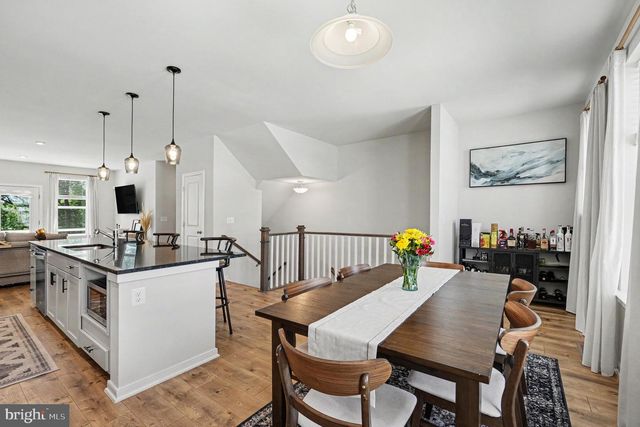 427 SNOWBERRY LN, Fredericksburg, VA 22405