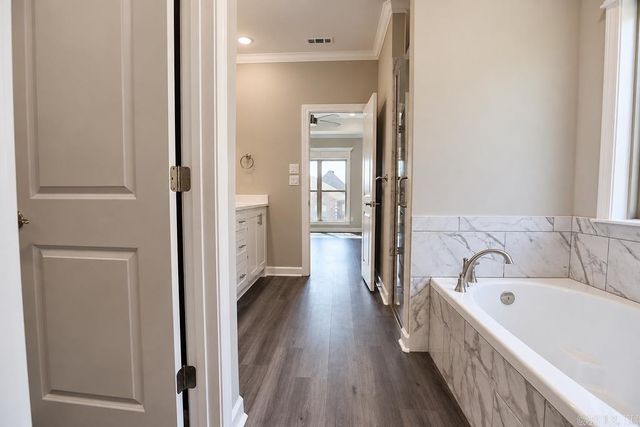 9401 Journey Dr, Sherwood, AR 72120