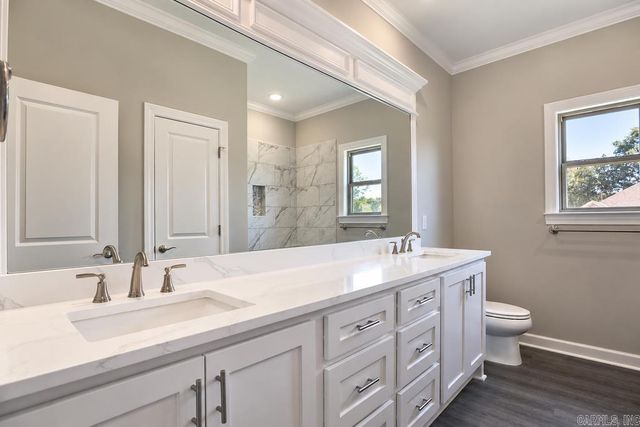 9401 Journey Dr, Sherwood, AR 72120