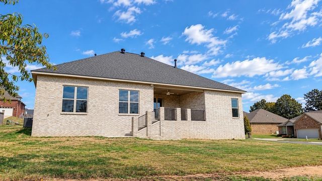9401 Journey Dr, Sherwood, AR 72120