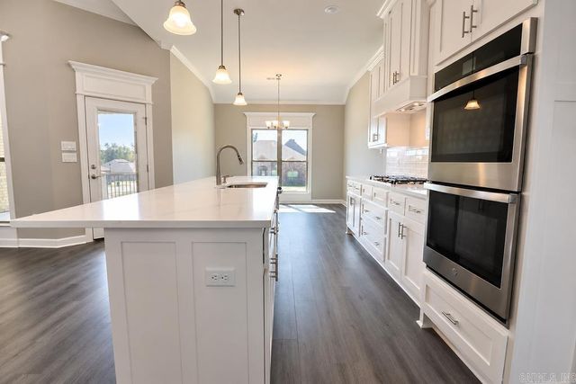 9401 Journey Dr, Sherwood, AR 72120