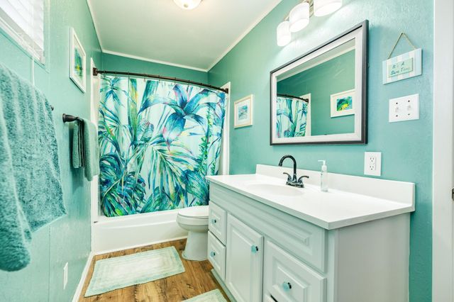 411 Seashell Drive, Surfside Beach, TX 77541