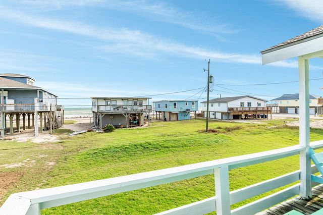 411 Seashell Drive, Surfside Beach, TX 77541