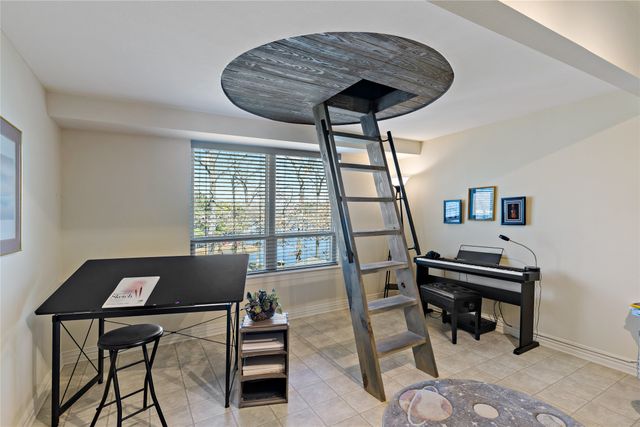 571 Hidden Lake Drive, Powderly, TX 75473