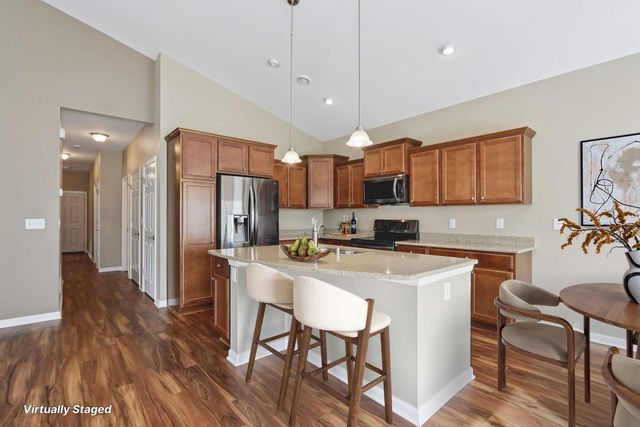 1110 Black Bear DRIVE, Mukwonago, WI 53149