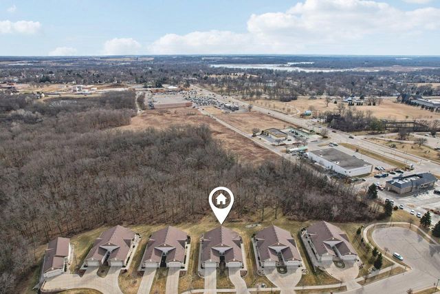 1110 Black Bear DRIVE, Mukwonago, WI 53149