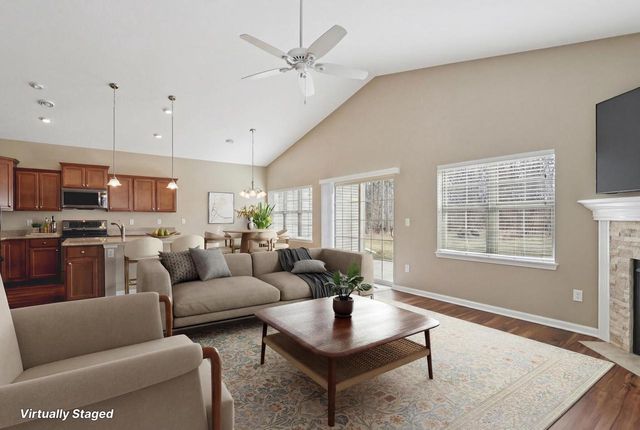 1110 Black Bear DRIVE, Mukwonago, WI 53149