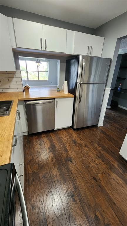 2320 S CYPRESS BEND Drive 401, Pompano Beach, FL 33069