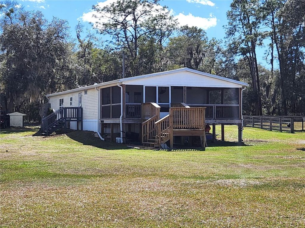 Image 1 of property listing at 10915 NE 222ND STREET, Fort Mc Coy, FL 32134