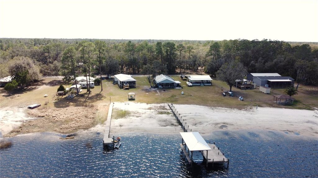 Image 34 of property listing at 10915 NE 222ND STREET, Fort Mc Coy, FL 32134