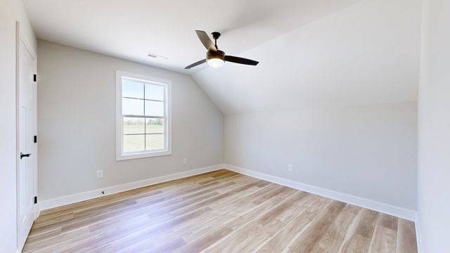 608 Golf Club Dr, Smithville, TN 37166